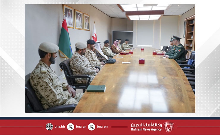 القائد العام لقوة دفاع البحرين يستقبل الملحق العسكري بسفارة جمهورية الصين الشعبية الصديقة في مملكة البحرين بمناسبة انتهاء فترة عمله